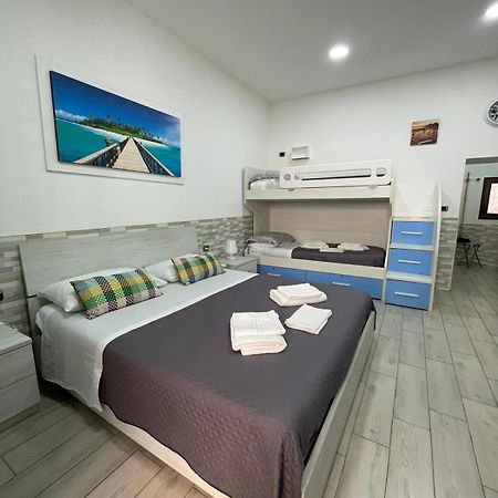 Casa Vacanze Luisa ナポリ エクステリア 写真