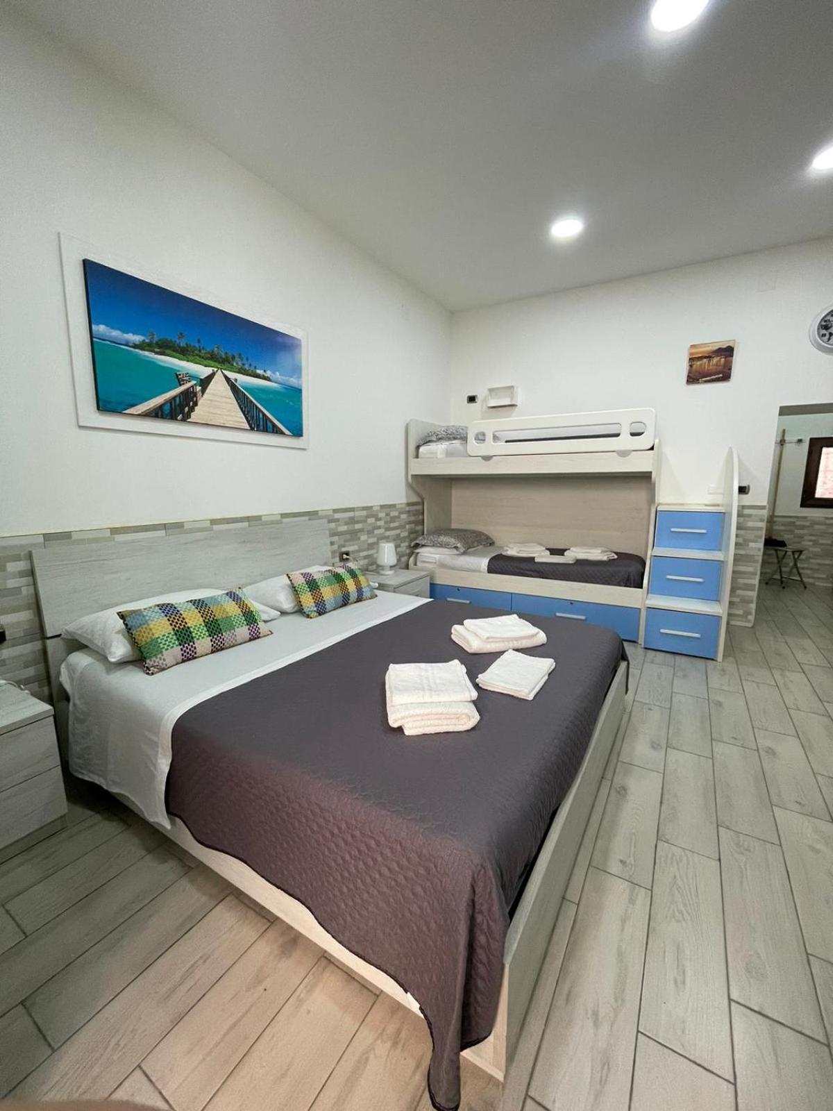 Casa Vacanze Luisa ナポリ エクステリア 写真